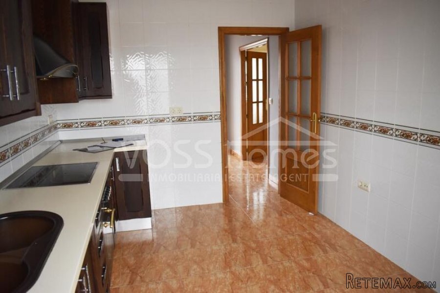 A very deceptively spacious, 3 / 4 bed, 2 bath village.. - 8