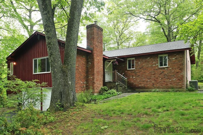 3 bedroom House For Sale: 2294..