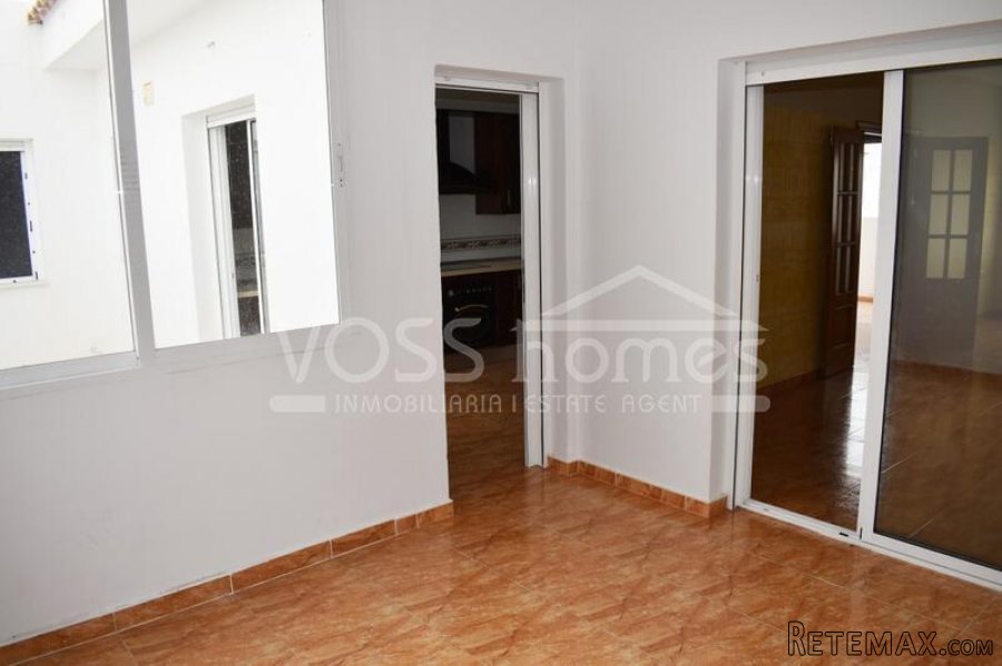A very deceptively spacious, 3 / 4 bed, 2 bath village.. - 10