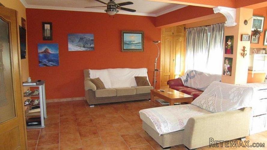 Apartamento muy centrico de 4 dormitorios y 2 baños.. - 2