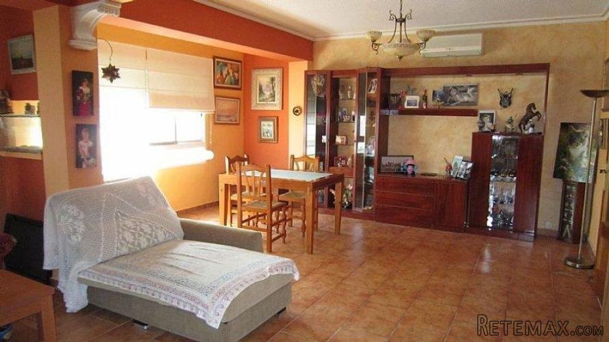 Apartamento muy centrico de 4 dormitorios y 2 baños.. - 3