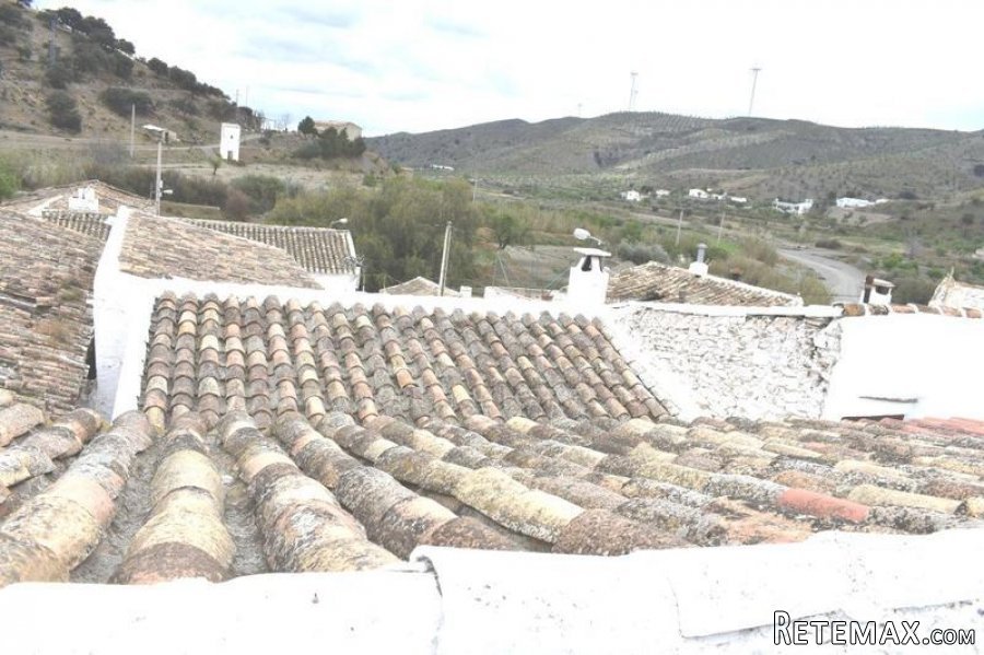 EXCLUSIVE TO VOSS HOMES - A traditional Spanish hamlet.. - 3