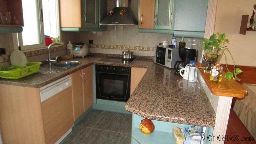 Apartamento muy centrico de 4 dormitorios y 2 baños.. - 4