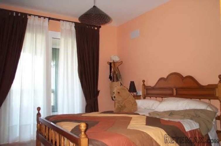 Nice semi-detached villa of 270sqm very well situated in.. - 5