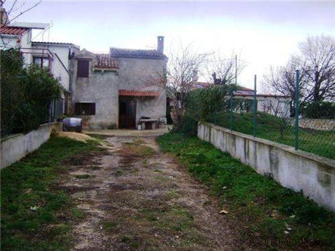 Stara Istarska kuća u Valturi