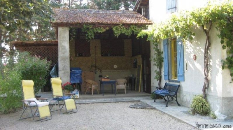2 Bedrooms - House - Midi-Pyrenees -.. - 2