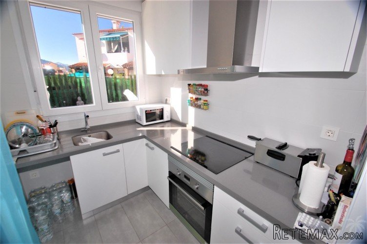 Modern detached villa built in 2018 only 800 m from the.. - 8