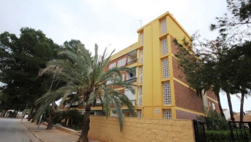 Resale · Apartment · Spain · Costa Bl..