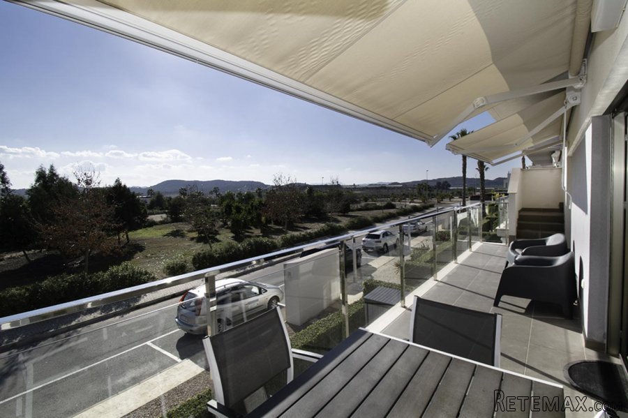 Un gran apartamento de 75 m2 con 2 dormitorios y 2 baños..