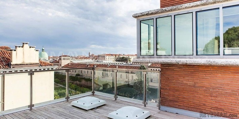 Appartamento in Vendita a Venezia