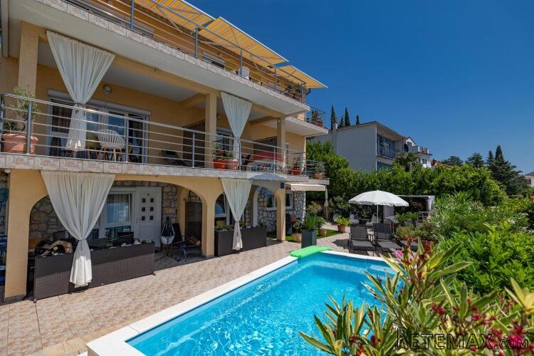 Crikvenica, Dramalj - kuća sa 7 apartmana u turističkom posl - 2