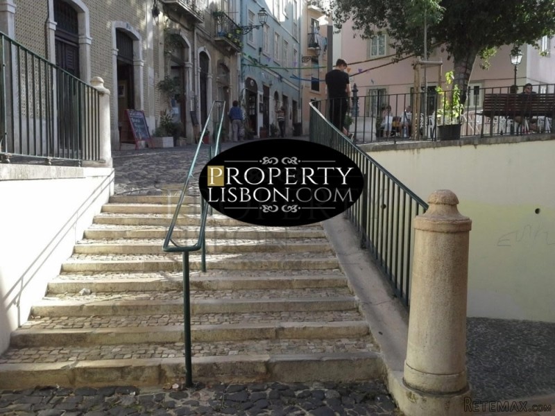 Downtown 2-bedroom apartment by the..