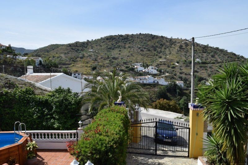 Country Houses for Sale in Canillas De.. - 2