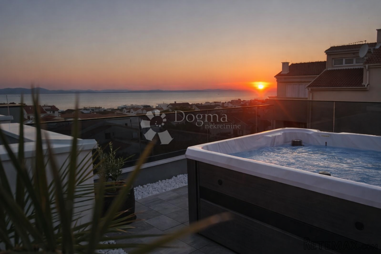 Diklo, Zadar - Luksuzni Penthouse blizu mora - 117m2