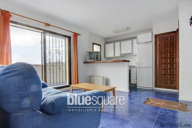2 Bedroom 1 Bathroom Front Line.. - 2