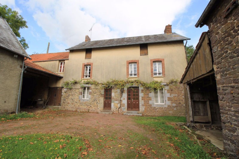 3 Bedroom Stone House In A Quiet..