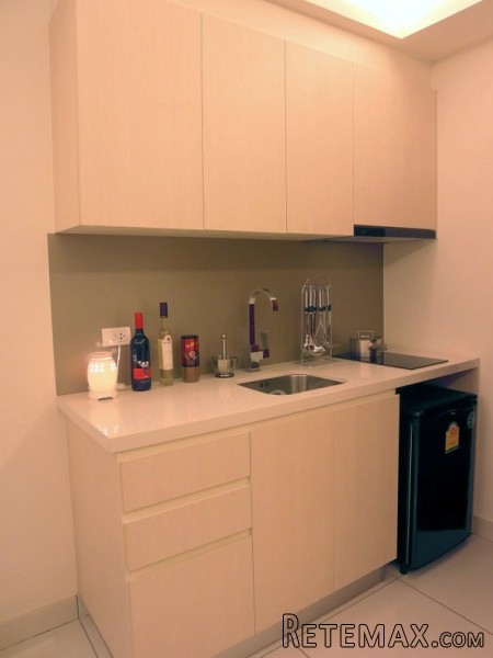 Modern 1-bedroom condo at top Jomtien.. - 2