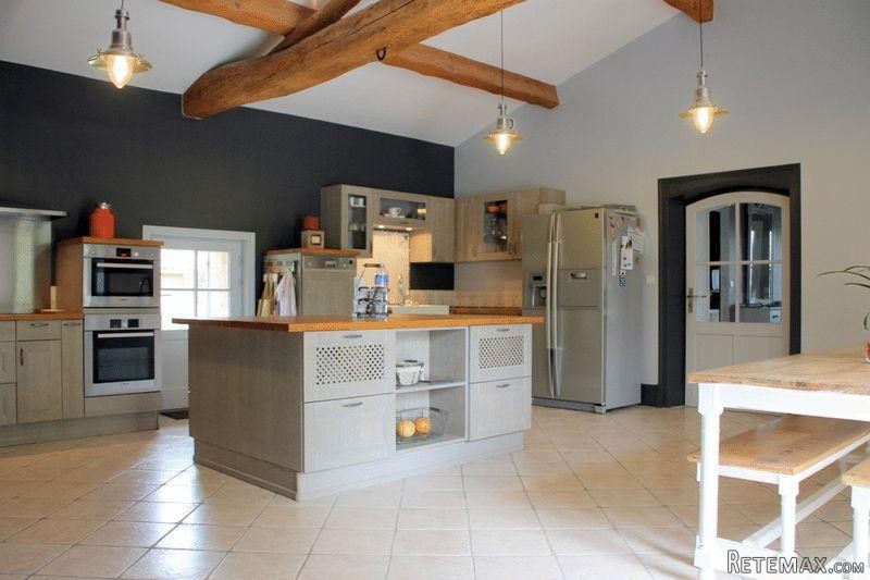 5 Bedroom Country House For Sale - 2