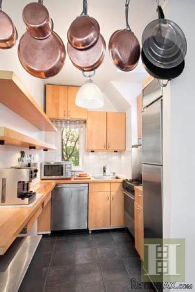 1 bedroom PentHouse For Sale: PENTHOUSE.. - 2