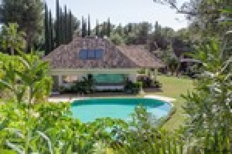 5 Bedrooms - Villa - Malaga - For Sale