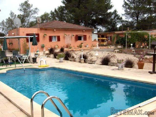 Country house 15min from Palma de Mallorca. Plot of.. - 2