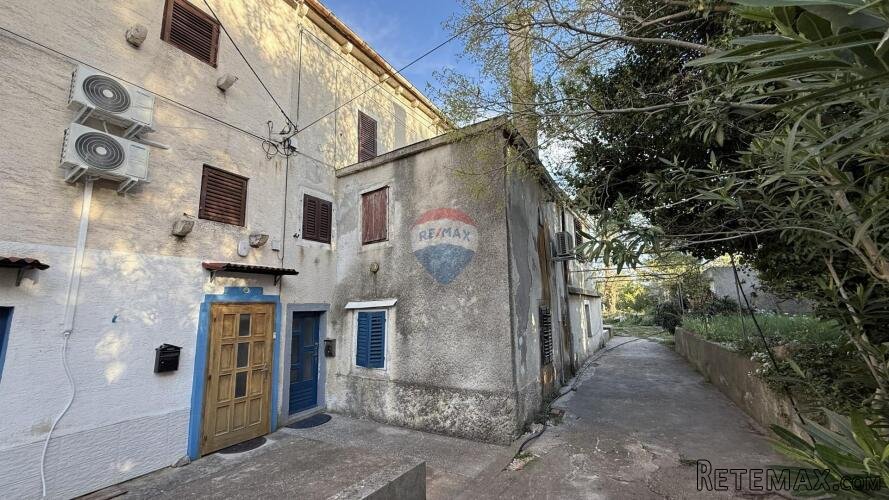 Lošinj, Nerezine, Kuća za adaptaciju - 2