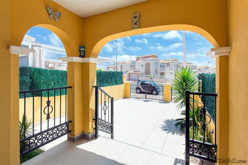 3 Bedrooms - Townhouse - Alicante - For.. - 2