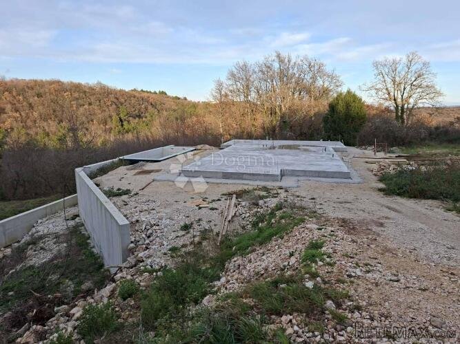 LABIN, započeta gradnja moderne prizemnice na TOP poziciji
