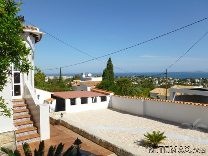 Beautiful sea and panoramic views from this super detached.. - 4