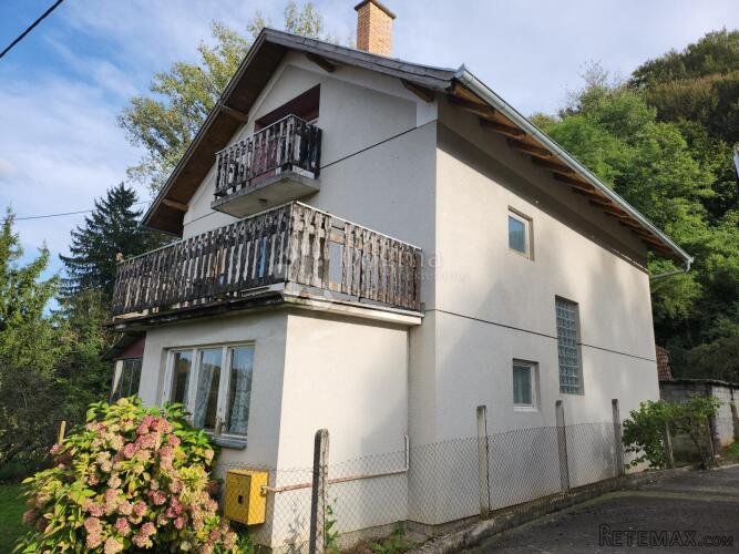 Kuća 218m² sa pomoćnim objektima u mirnom mjestu nadomak Zla