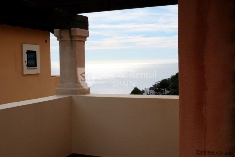 Wonderful House In The Private..