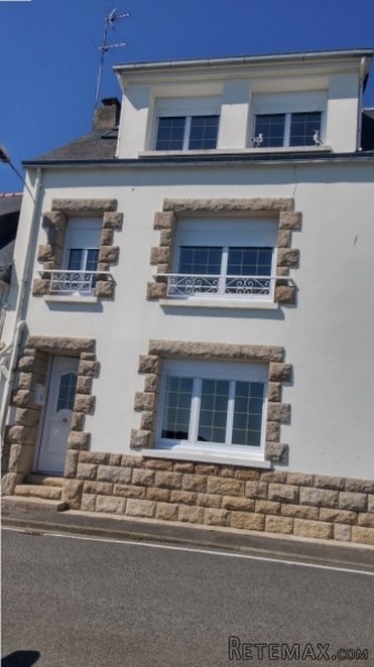 5 Bedroom Coastal House - 2