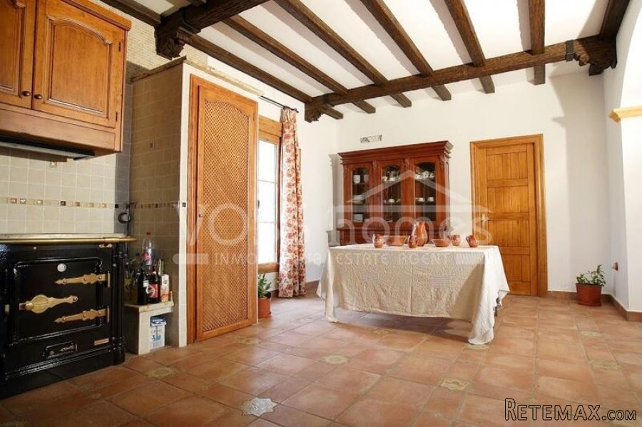 A Really Impressive Country House for sale near.. - 9