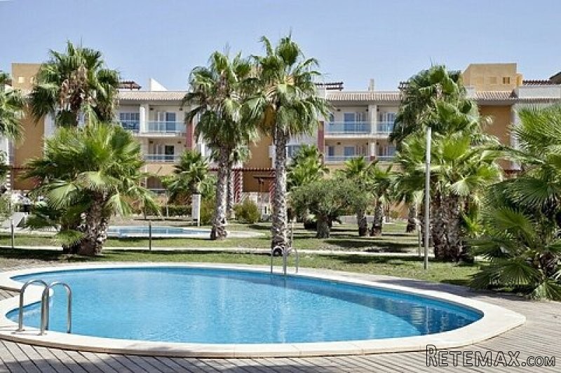 * Ground Floor 2 Bed Luxury Apartment