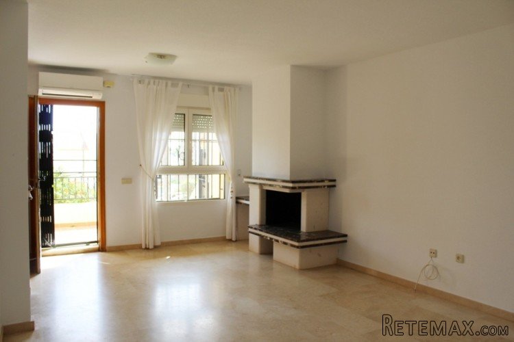 LolaBungalow Property Type:&nbsp; 2 Bedrooms, 1.. - 2