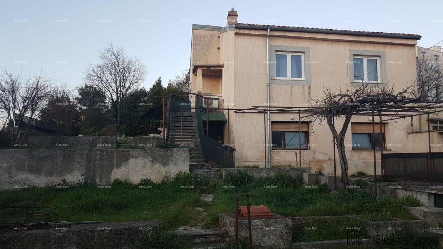Pula! Kuća s dva stana i velikim vrtom. Blizina Mup-a. - 3