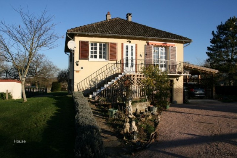 Three Bedroom, Two Bathroom Edge Of..