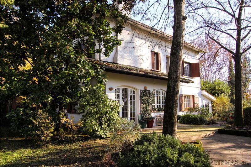 4 bedroom Villa For Sale: Silea, Treviso