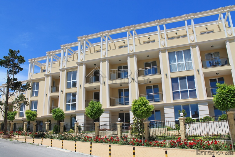 Luxury apartments in Villa Florence..