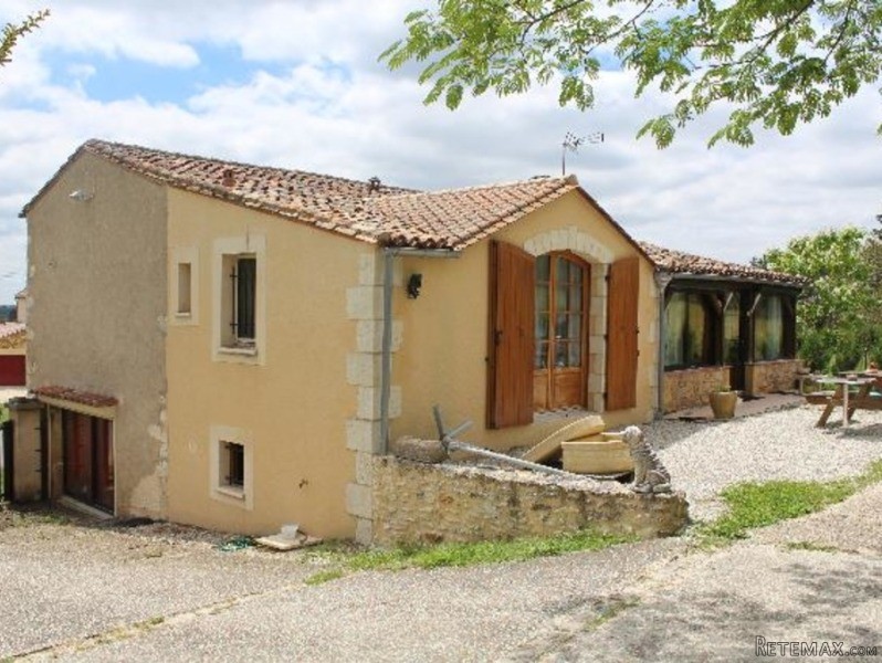 Stone House Within Walking Distance To..