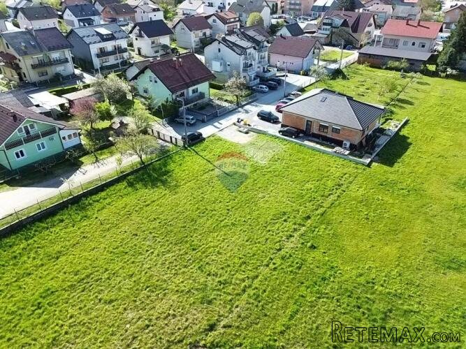 Zagreb, Sesvete - zemljište s građevinskom dozvolom i projek - 2