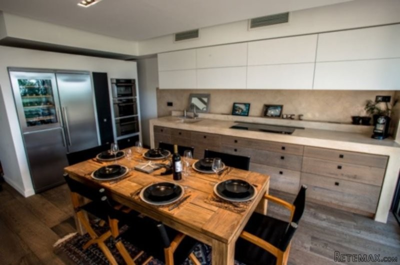 Apartment for sale with a sea view and..