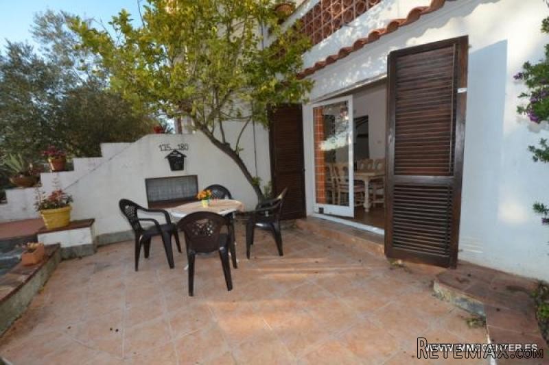 ROSES MAS BUSCA: Nice apartment in..