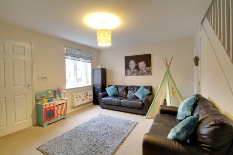 3 bedroom, Semi-detached House house.. - 2