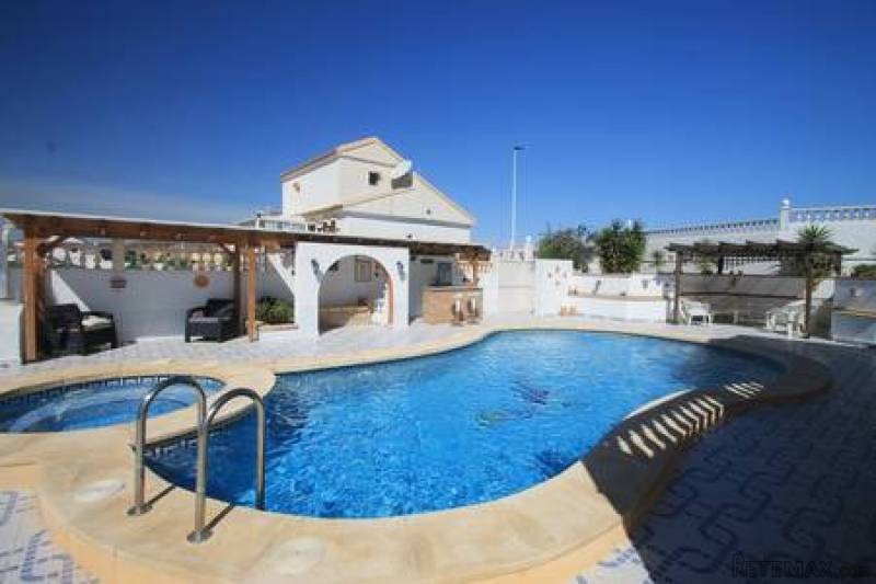 5 Bedrooms - Villa - Murcia - For Sale