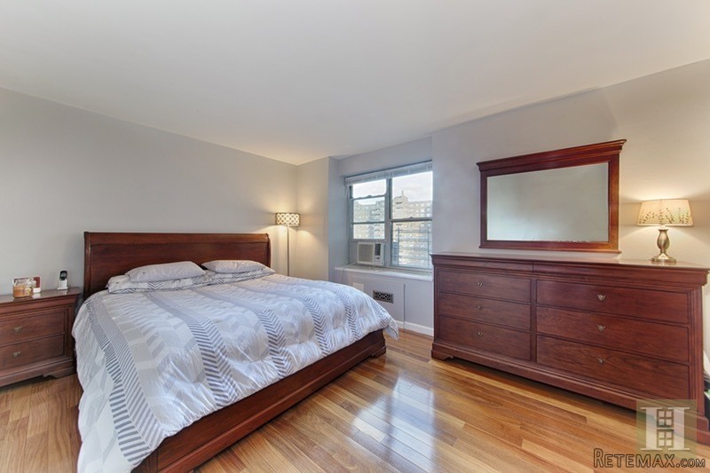 2 bedroom Apartment For Sale: 575 GRAND.. - 2