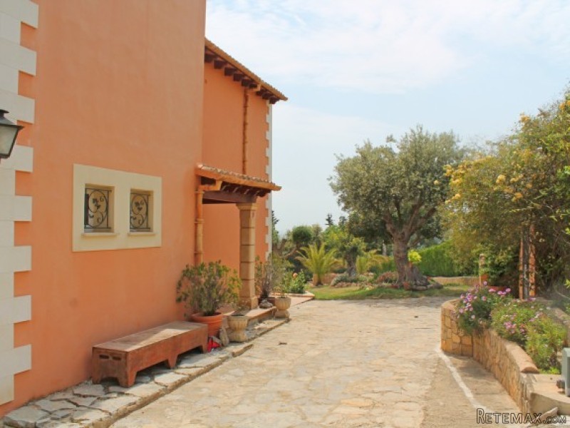 Villa With Fantastic Views In Bunyola - 2