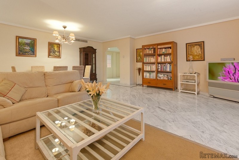 Superb Beach Side 3 Bedroom Apartment - 2
