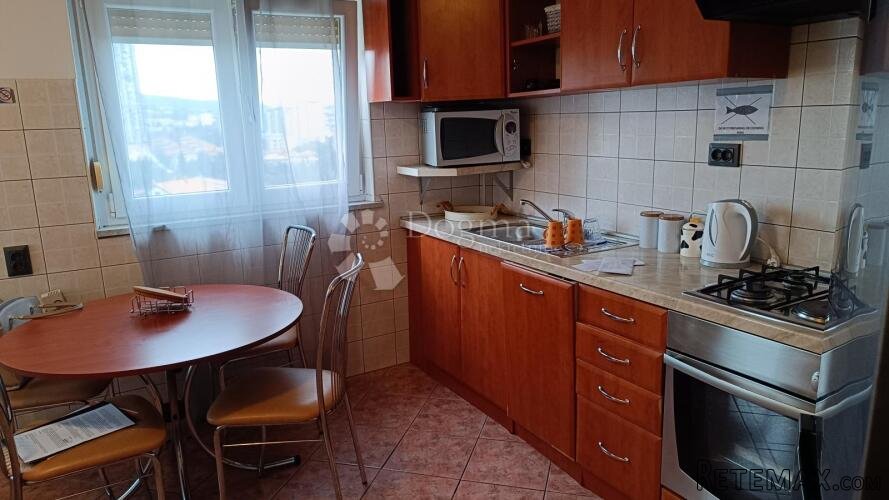 Rijeka, Krnjevo 2skl, lift, najam