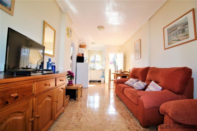 Apartment Property Type: 2&nbsp; Bedrooms, 1 Bathroom.. - 3